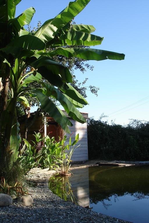 Gite Au Jardin Meilhan-sur-Garonne Exterior photo